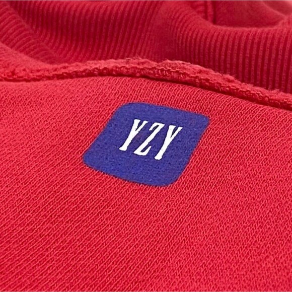 YEEZY x GAP Perfect Hoodie Red Size Medium NWT Factory Sealed Kanye West YZY - Picture 4 of 7